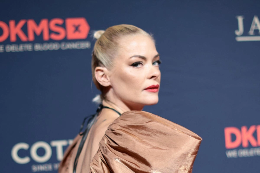 Jaime King divorce news